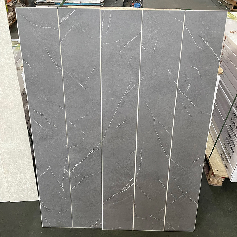 Vit och svart marmor Träkorn styv kärna Interlock Click Lock Vinyl Plank Golv Piso PVC Interiör Click Piso SPC Golv